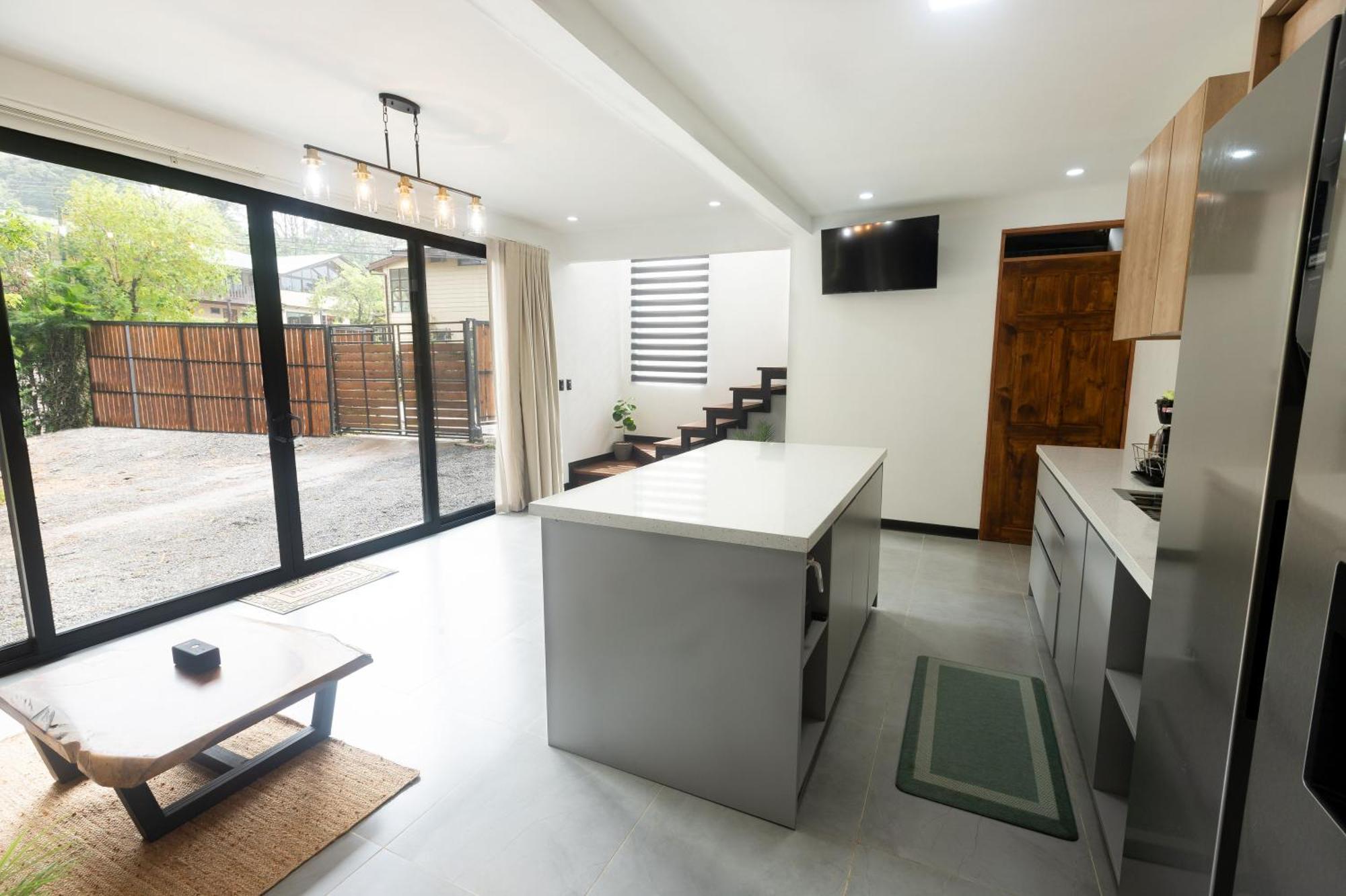 Casa Violeta Home Rentals Monteverde Buitenkant foto